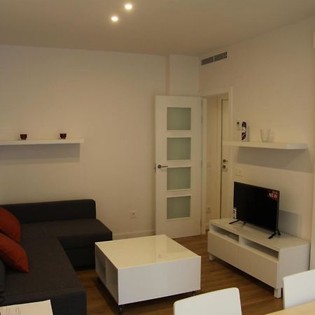 Apartamentos Hiedra Y Tapineria Mercado Central Valencia Luaran gambar