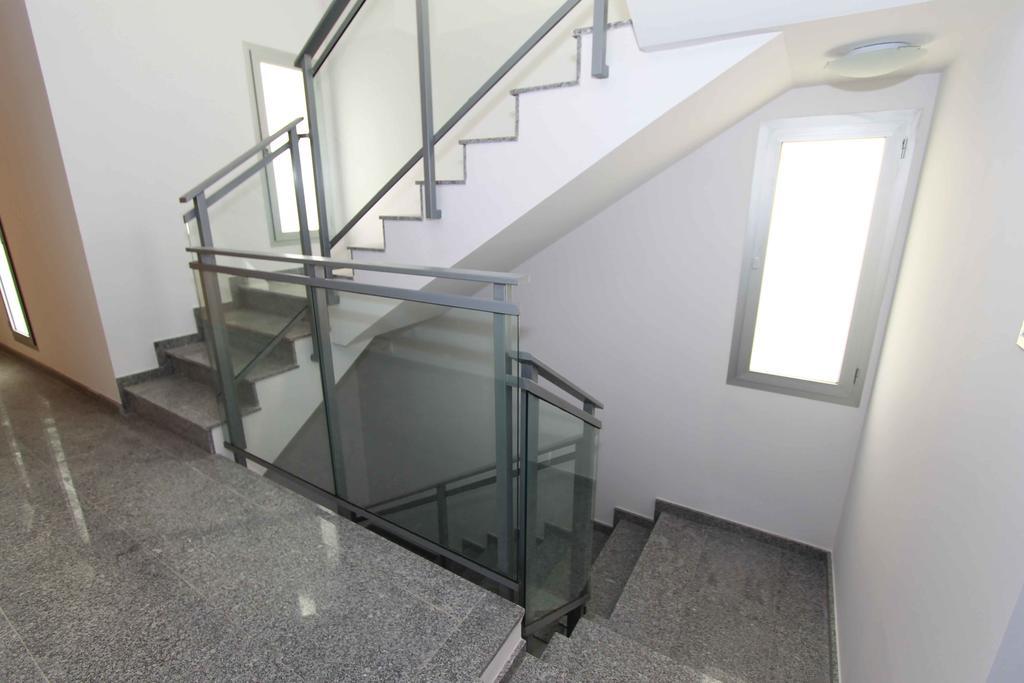 Apartamentos Hiedra Y Tapineria Mercado Central Valencia Luaran gambar