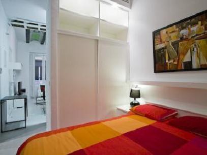 Apartamentos Hiedra Y Tapineria Mercado Central Valencia Luaran gambar