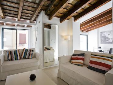 Apartamentos Hiedra Y Tapineria Mercado Central Valencia Luaran gambar
